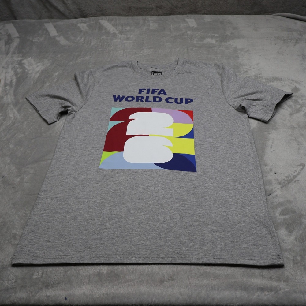 FIFA World Cup 2026 Shirt Men Medium Gray Football Soccer Athletic Crewneck NEW?